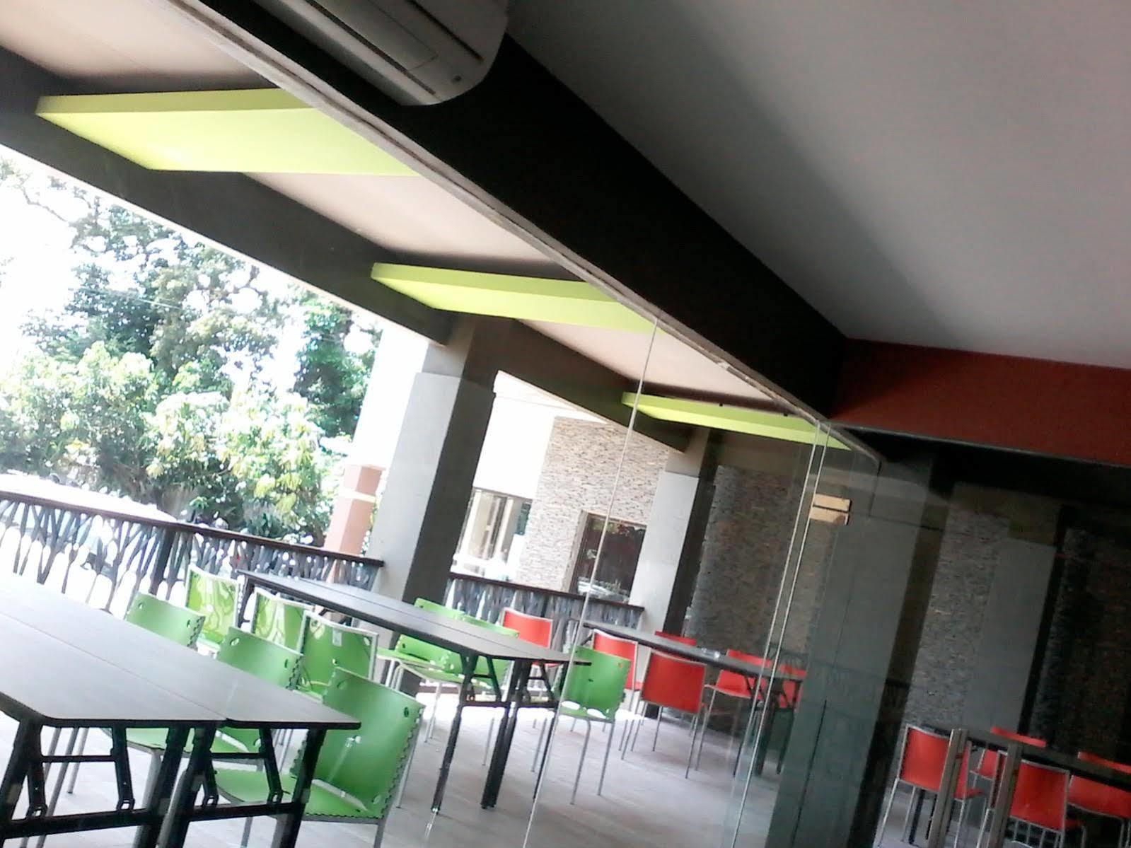 Hotel Candi Indah-Akpol Semarang Zewnętrze zdjęcie